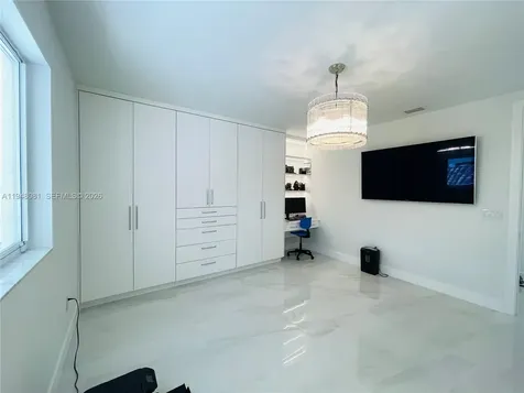 7233 SW 122nd Place Miami FL 33183