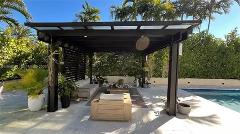 7233 SW 122nd Place Miami FL 33183