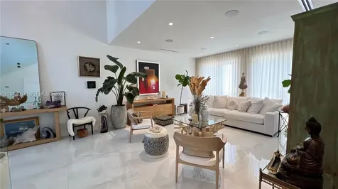 7233 SW 122nd Place Miami FL 33183