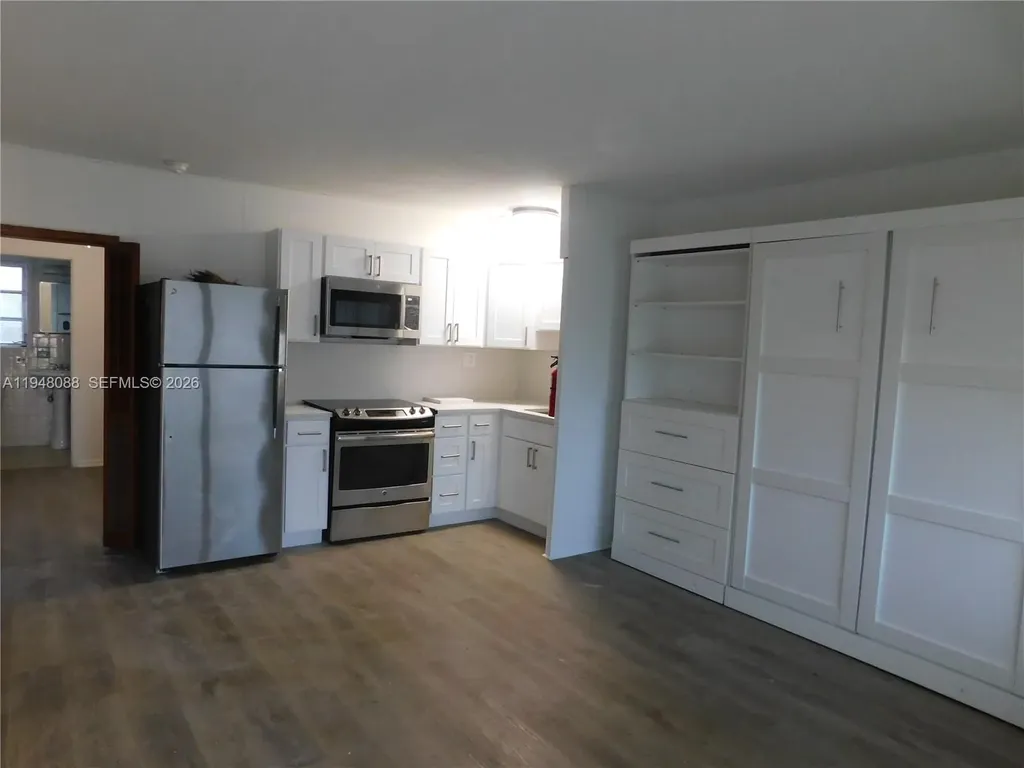 5821 NE 18th Avenue Fort Lauderdale FL 33334