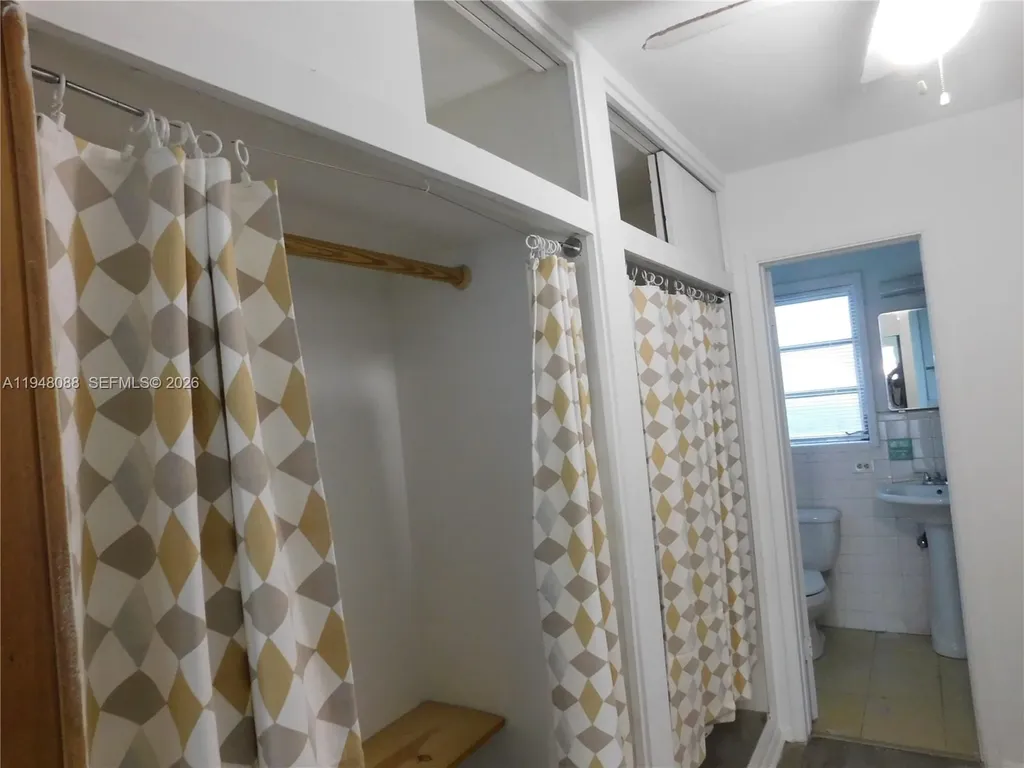 5821 NE 18th Avenue Fort Lauderdale FL 33334
