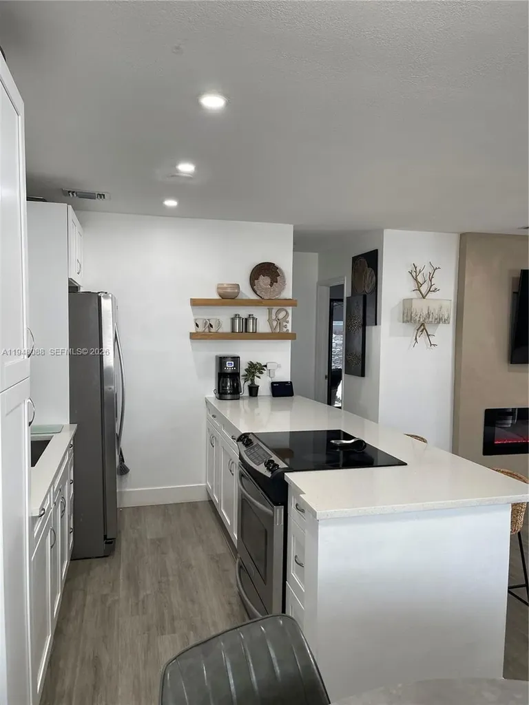 5821 NE 18th Avenue Fort Lauderdale FL 33334
