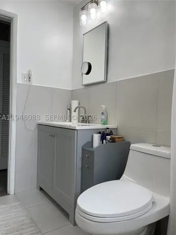 5821 NE 18th Avenue Fort Lauderdale FL 33334