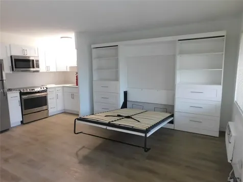 5821 NE 18th Avenue Fort Lauderdale FL 33334