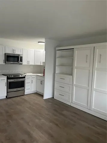5821 NE 18th Avenue Fort Lauderdale FL 33334