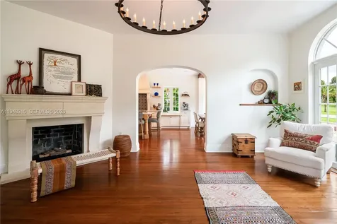 1234 S Greenway Drive Coral Gables FL 33134