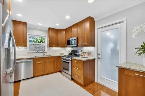 4761 NE 18th Avenue Oakland Park FL 33334