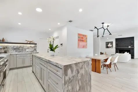 10570 NE 3rd Avenue Miami Shores FL 33138