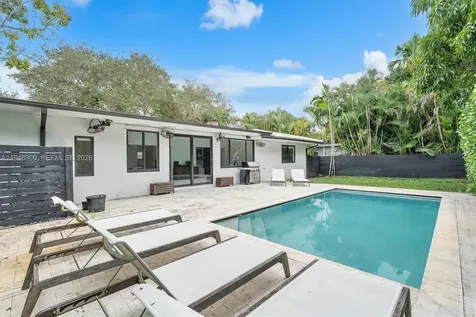 10570 NE 3rd Avenue Miami Shores FL 33138