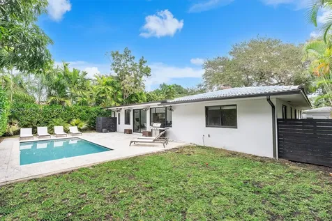 10570 NE 3rd Avenue Miami Shores FL 33138