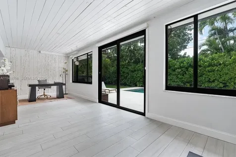 10570 NE 3rd Avenue Miami Shores FL 33138