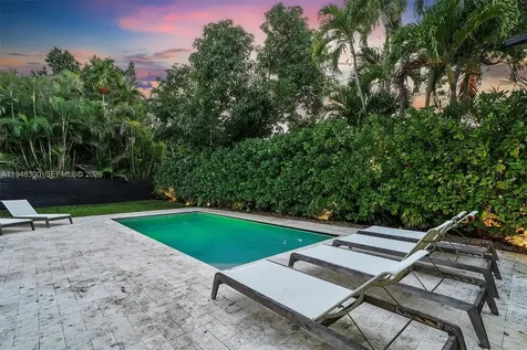 10570 NE 3rd Avenue Miami Shores FL 33138