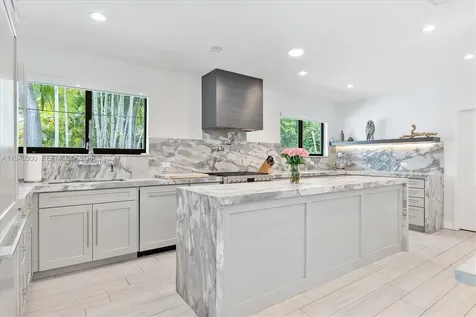 10570 NE 3rd Avenue Miami Shores FL 33138