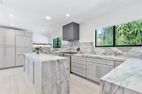 10570 NE 3rd Avenue Miami Shores FL 33138