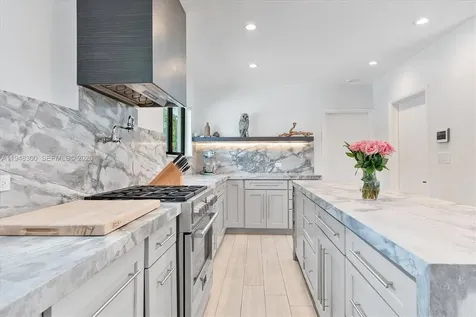 10570 NE 3rd Avenue Miami Shores FL 33138