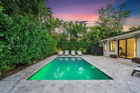 10570 NE 3rd Avenue Miami Shores FL 33138