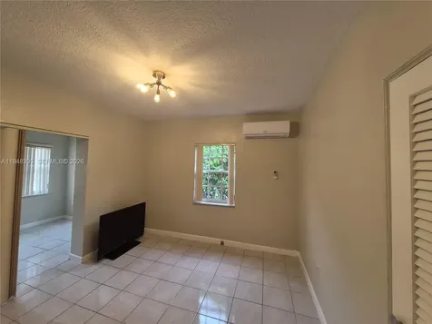 28 NE 49th Street Miami FL 33137
