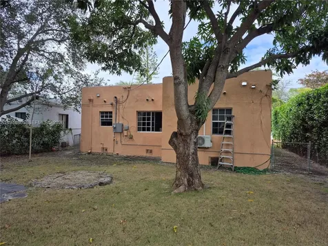 28 NE 49th Street Miami FL 33137