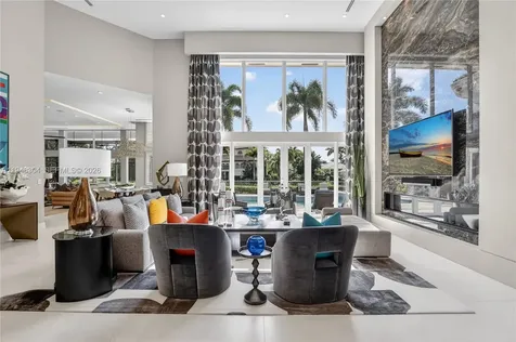 6860 Queenferry Circle Boca Raton FL 33496