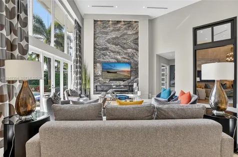 6860 Queenferry Circle Boca Raton FL 33496