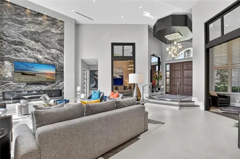 6860 Queenferry Circle Boca Raton FL 33496