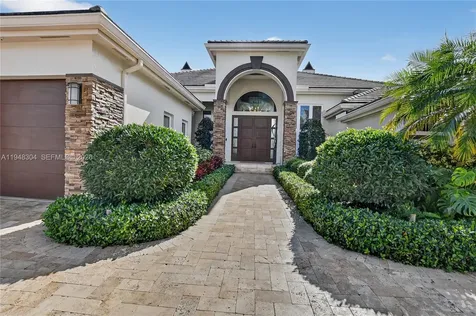 6860 Queenferry Circle Boca Raton FL 33496