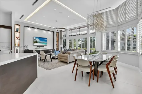 6860 Queenferry Circle Boca Raton FL 33496