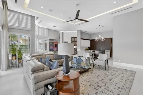 6860 Queenferry Circle Boca Raton FL 33496