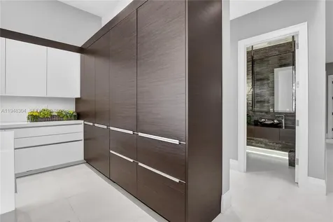 6860 Queenferry Circle Boca Raton FL 33496