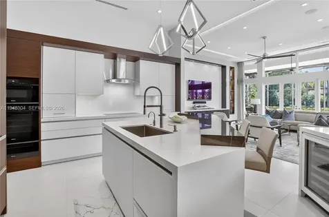 6860 Queenferry Circle Boca Raton FL 33496