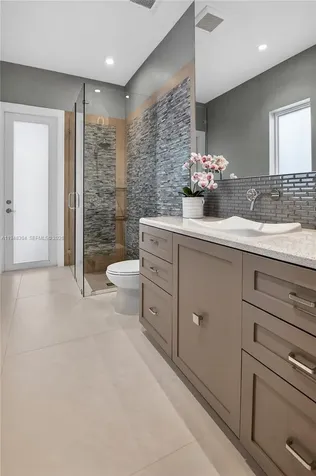 6860 Queenferry Circle Boca Raton FL 33496