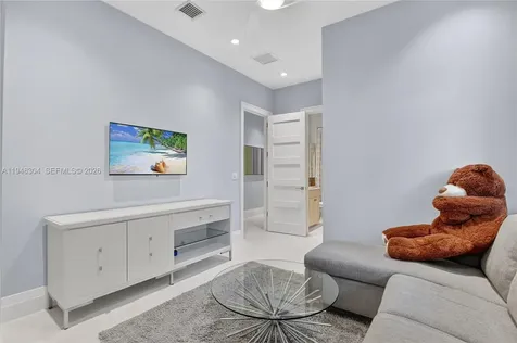 6860 Queenferry Circle Boca Raton FL 33496