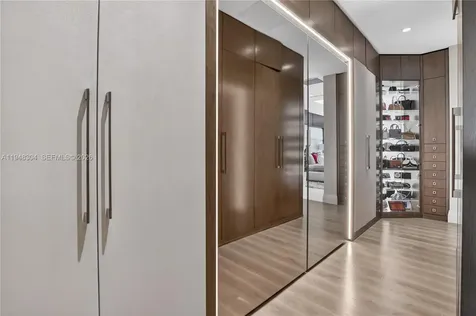 6860 Queenferry Circle Boca Raton FL 33496