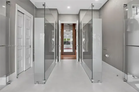 6860 Queenferry Circle Boca Raton FL 33496