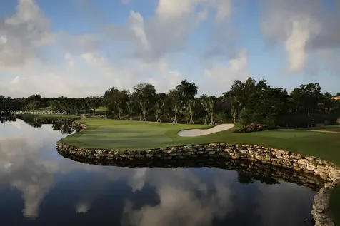 6860 Queenferry Circle Boca Raton FL 33496