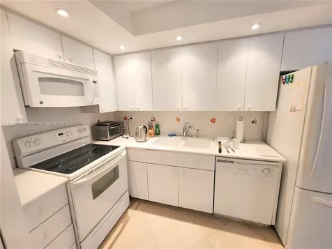 290 174th Street Sunny Isles Beach FL 33160