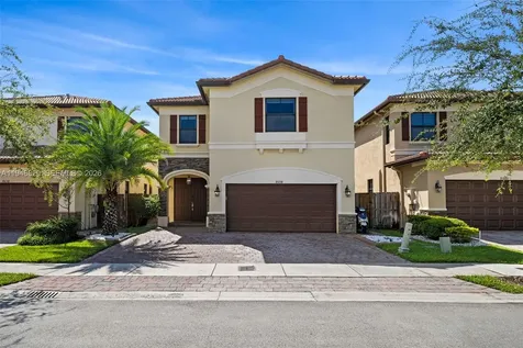 8658 NW 99th Path Doral FL 33178