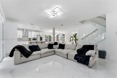 14452 SW 10th Street Miami FL 33184