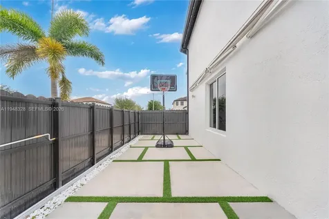 14452 SW 10th Street Miami FL 33184