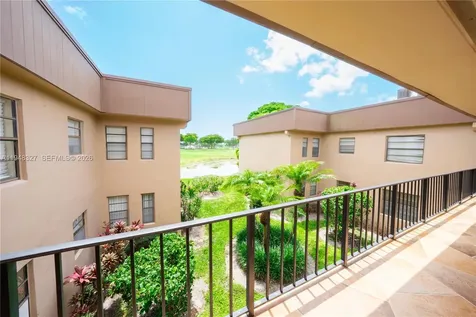 126 Piedmont C Delray Beach FL 33484