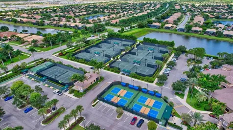 126 Piedmont C Delray Beach FL 33484