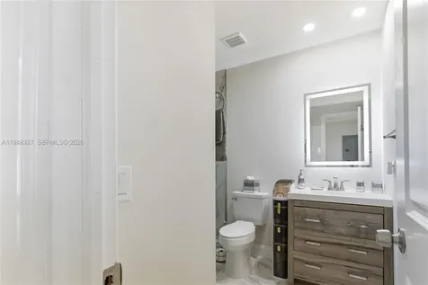 126 Piedmont C Delray Beach FL 33484