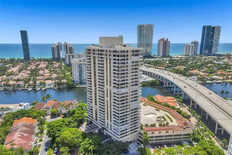 19355 Turnberry Way Aventura FL 33180