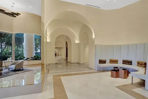 19355 Turnberry Way Aventura FL 33180