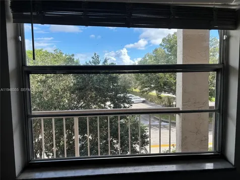 4602 Martinique Way Coconut Creek FL 33066