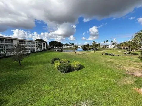 4602 Martinique Way Coconut Creek FL 33066