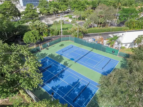 6261 Bay Club Drive Fort Lauderdale FL 33308