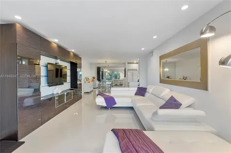 6261 Bay Club Drive Fort Lauderdale FL 33308