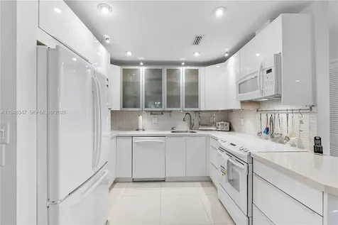 6261 Bay Club Drive Fort Lauderdale FL 33308
