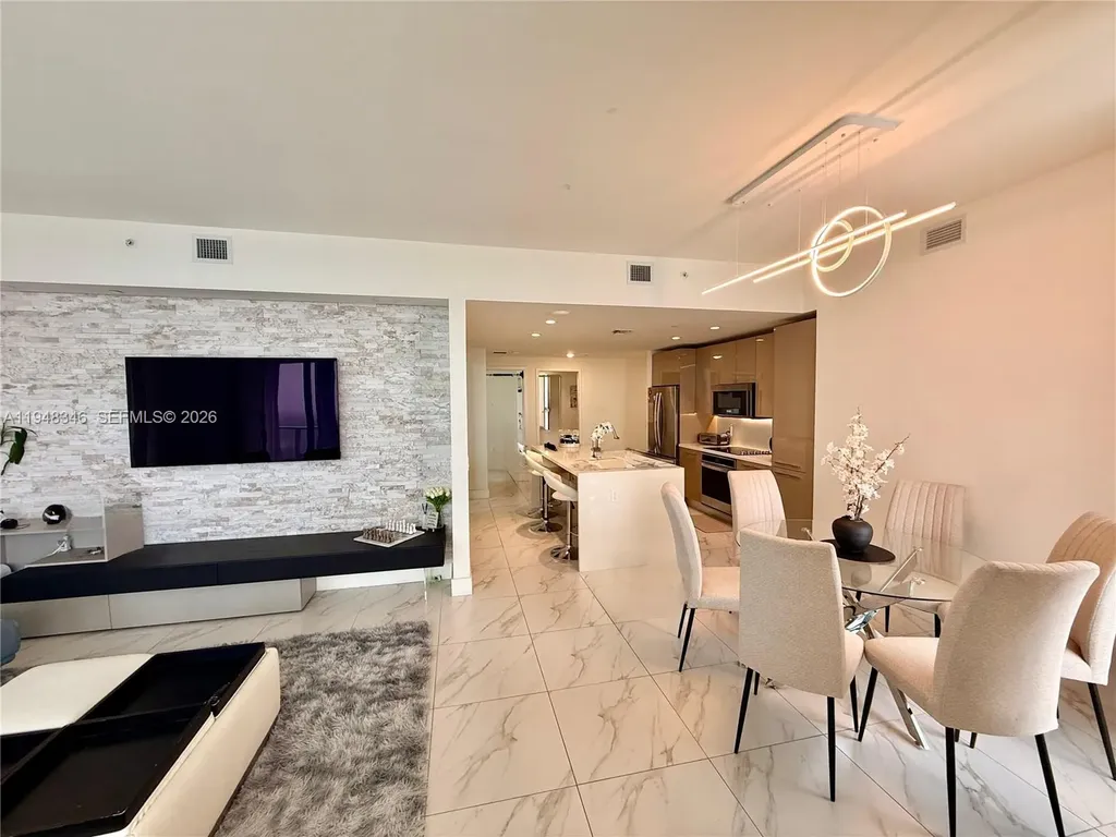 2000 Metropica Way Sunrise FL 33323